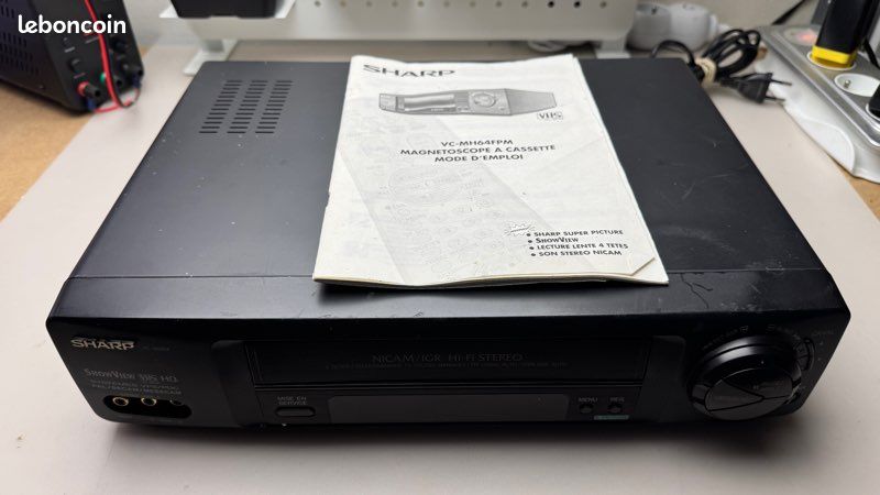Magnétoscope Sharp VC-FM15FPM - VHS Avec Télécommande - Bon état Fonctionnel
