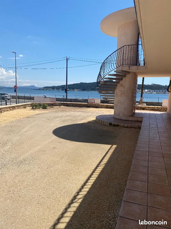 Local commercial 10 pièces 410 m² · à La Seyne-sur-Mer · 410 m² · 1 999 999 €