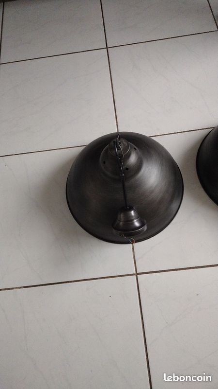 Vends lot de 2 suspensions (image 2)