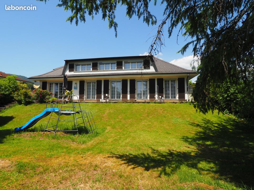 Maison 9 pièces 178 m² · à Giromagny · 178 m² · 212 000 €