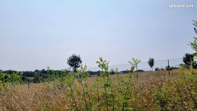 Terrain 2680 m² AUGNAX
