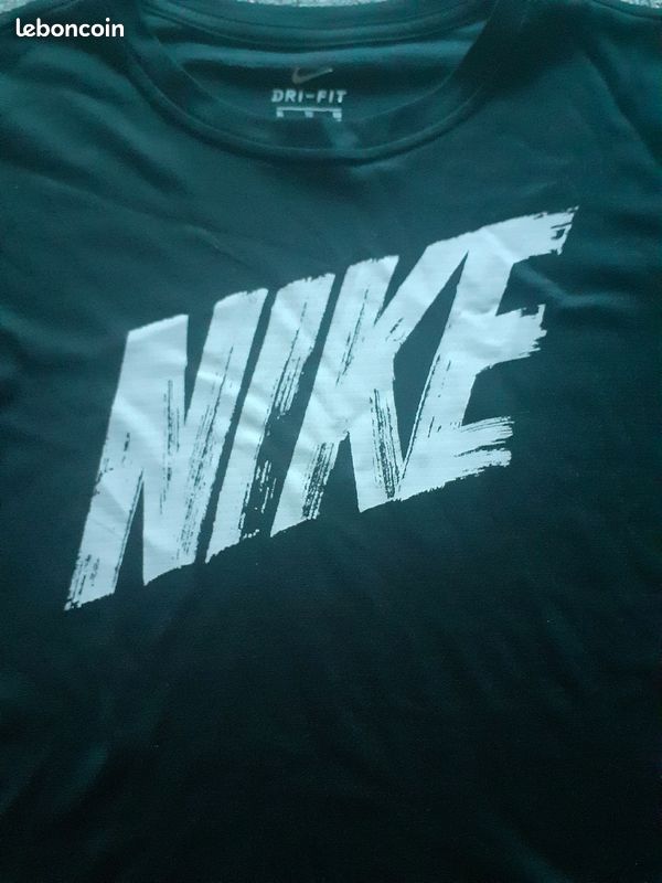 T-shirt NIKE XL enfant (image 2)