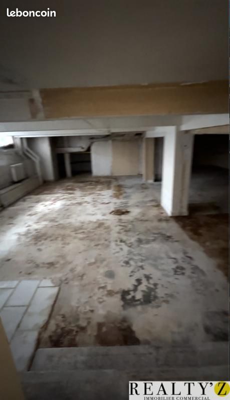 Local commercial 461 m² (image 3)