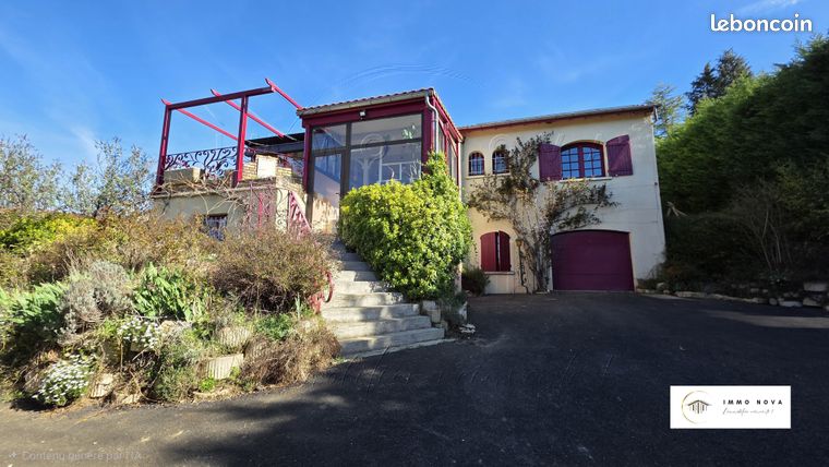 Propriété 7 pièces 180 m²