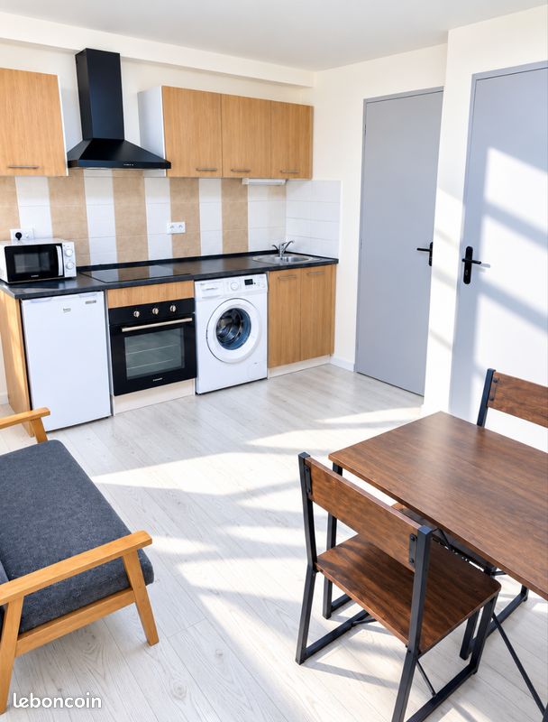 Appartement 2 pièces 28 m² · à Pau · 28 m² · 550 €/mois