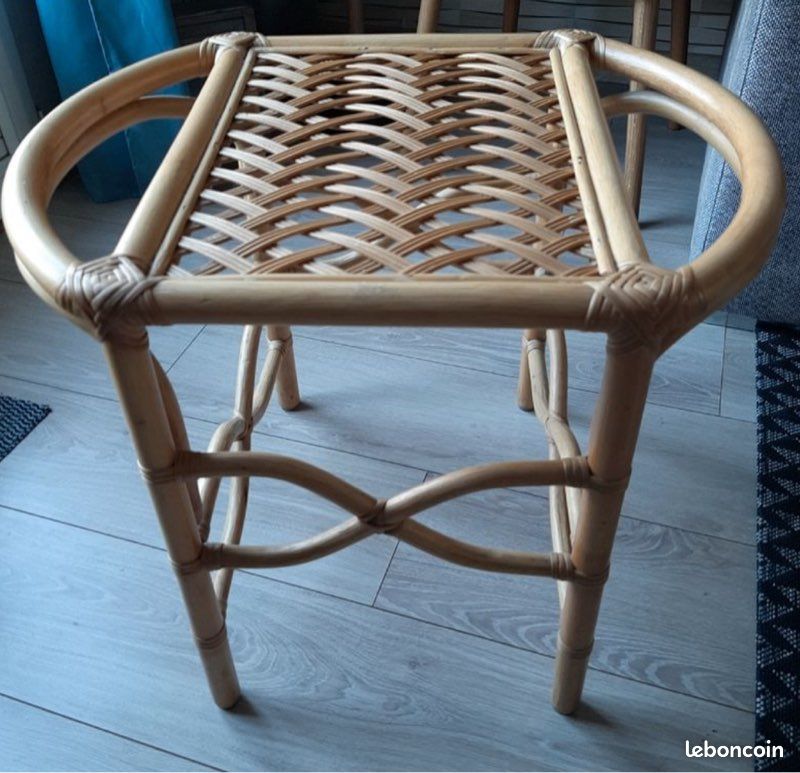 Table basse rotin tressée vintage (image 1)