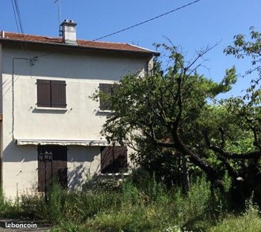 Maison 6 pièces 120 m² · à Villeurbanne · 120 m² · 1 400 €/mois