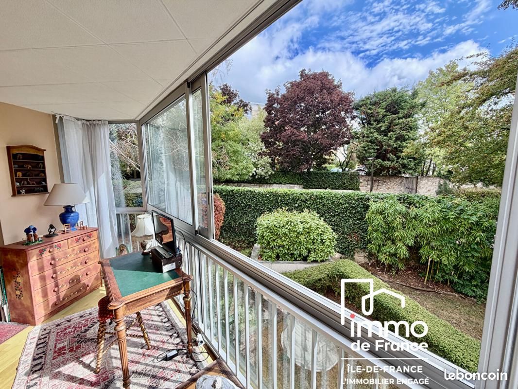Appartement 5 pièces 128 m² · à Le Chesnay-Rocquencourt · 128 m² · 560 000 €