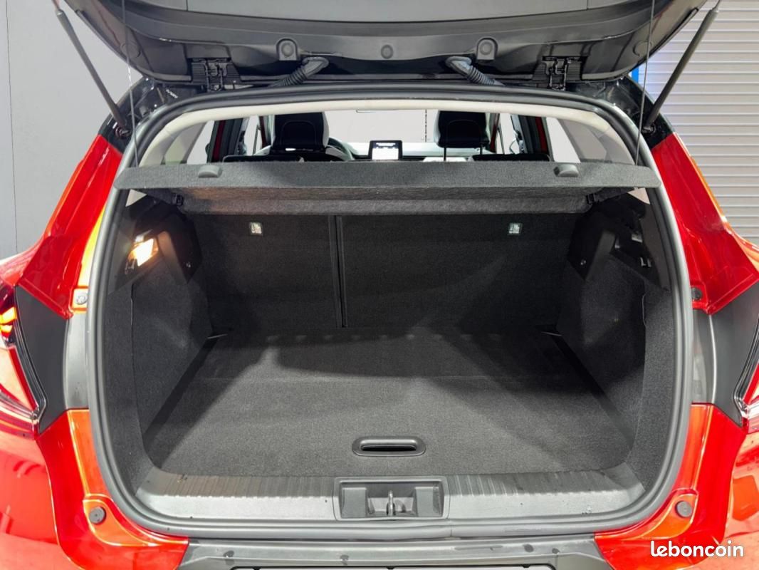 Renault Captur TCe 90 Techno (image 19)