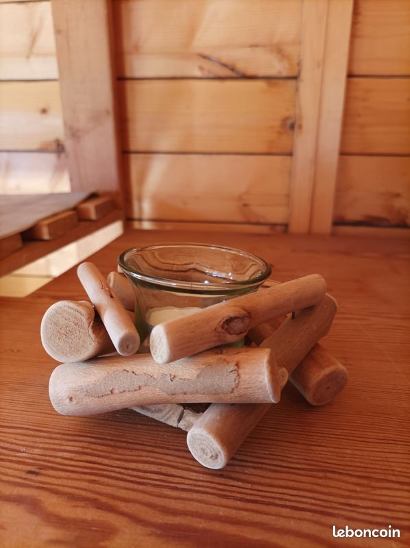 Ensemble de bougeoirs en bois faits main : décoration rustique du milieu du siècle - France
