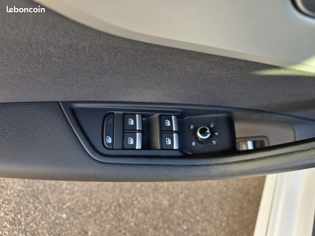 AUDI A4 2.0 35 TDI - 163 - BV S-tronic BERLINE Business line PHASE 3 (image 16)