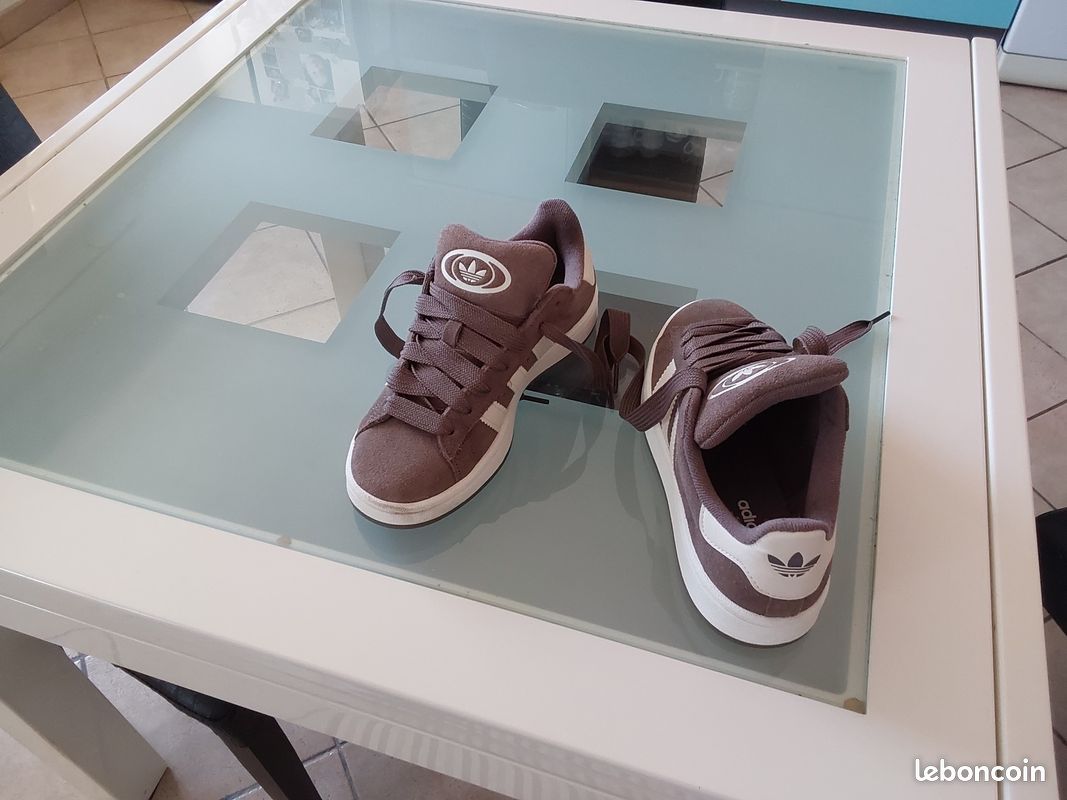 Vends basket Adidas femme neuve (image 2)
