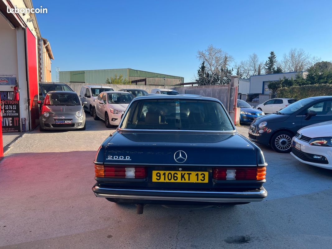 Mercedes 200 diesel 60 chevaux 5 places | vintage très propre | contrôle technique ok | revisee (image 8)