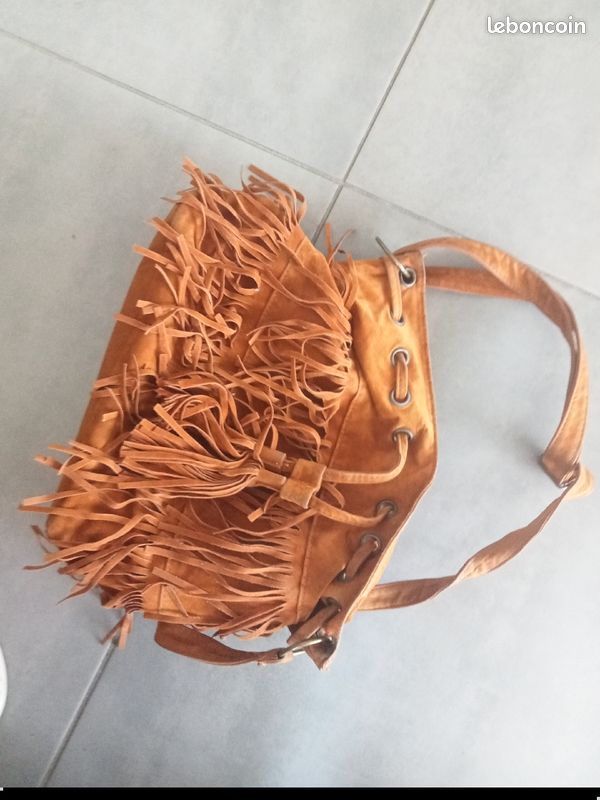Sac à main en cuir imitation daim (image 4)