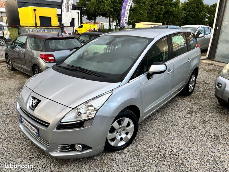 PEUGEOT 5008 I 1.6 HDI 112 cv CONFORT PACK (image 2)