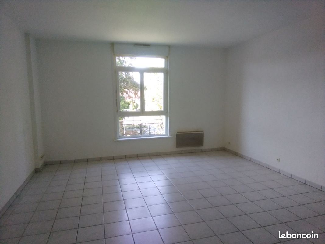 Appartement 3 pièces 77 m² · à Doullens · 77 m² · 650 €/mois