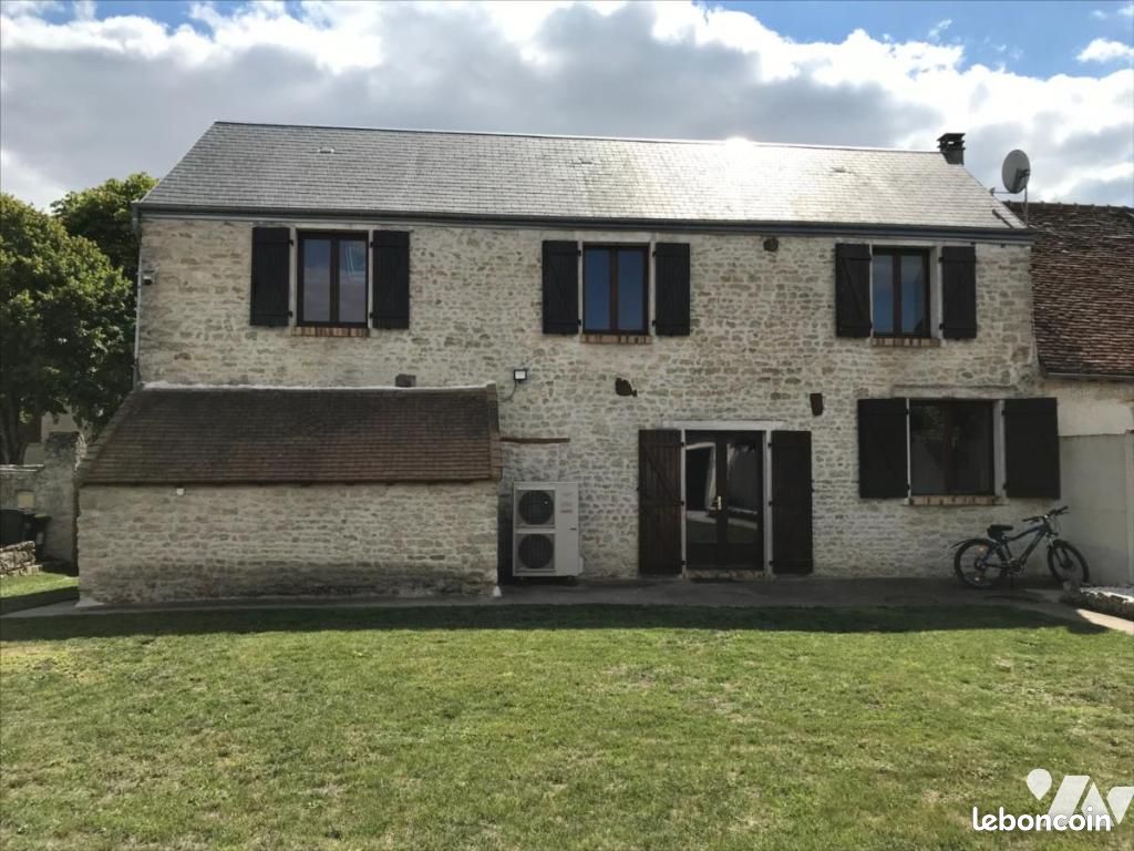 Maison 5 pièces 145 m² · à Yèvre-la-Ville · 145 m² · 225 000 €