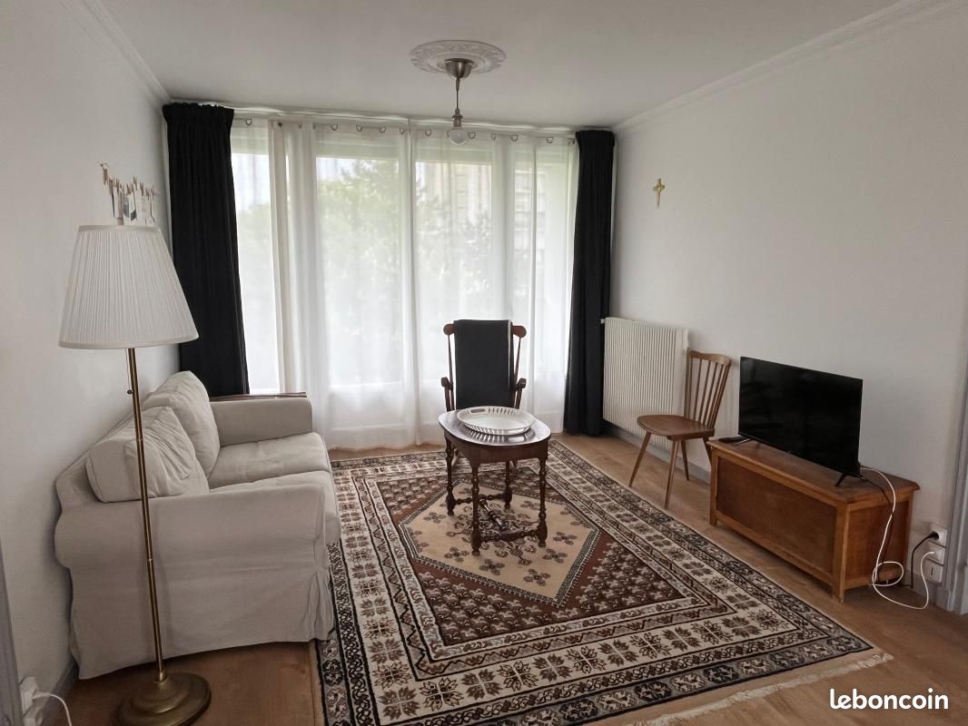 Appartement 5 pièces 94 m² · à Reims · 94 m² · 1 050 €/mois