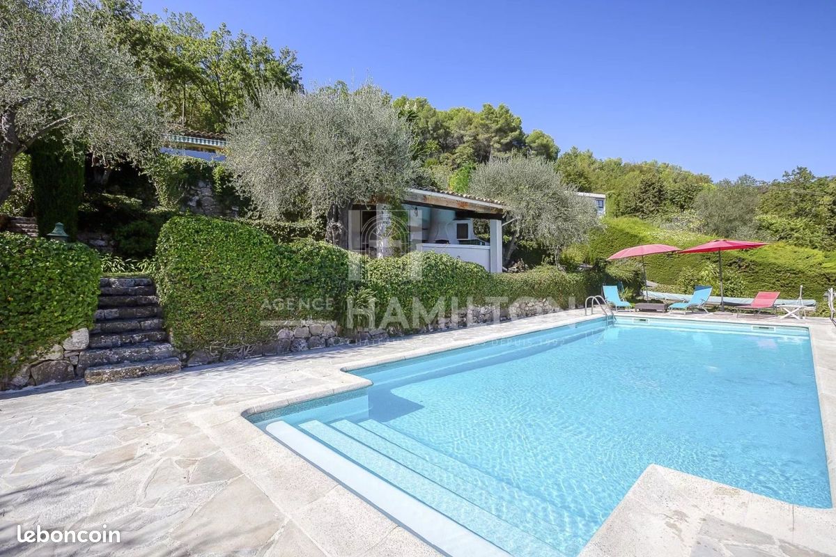 Maison 5 pièces 161 m² · à Le Rouret · 161 m² · 1 260 000 €
