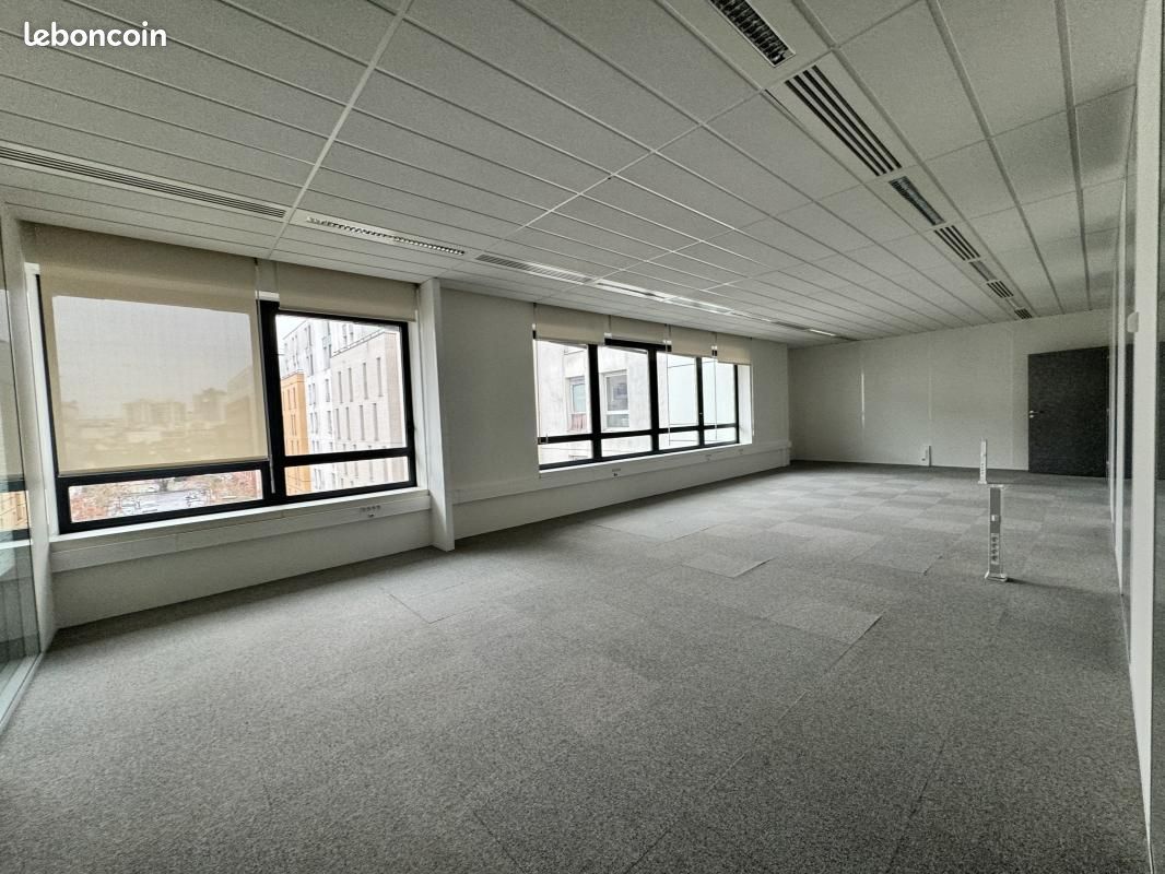 Bureau 1 941 m² (image 2)