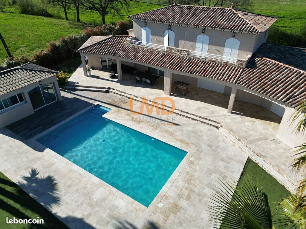 Maison 7 pièces 250 m² · à Le Muy · 250 m² · 799 000 €
