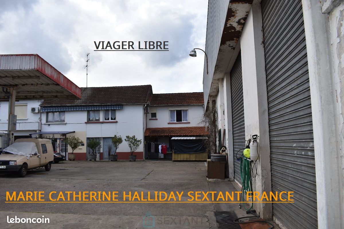 Immeuble 2180 m² · à Bergerac · 2 180 m² · 495 000 €