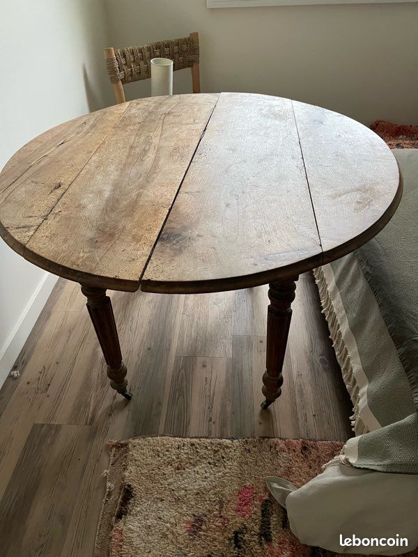 Table ancienne (image 5)