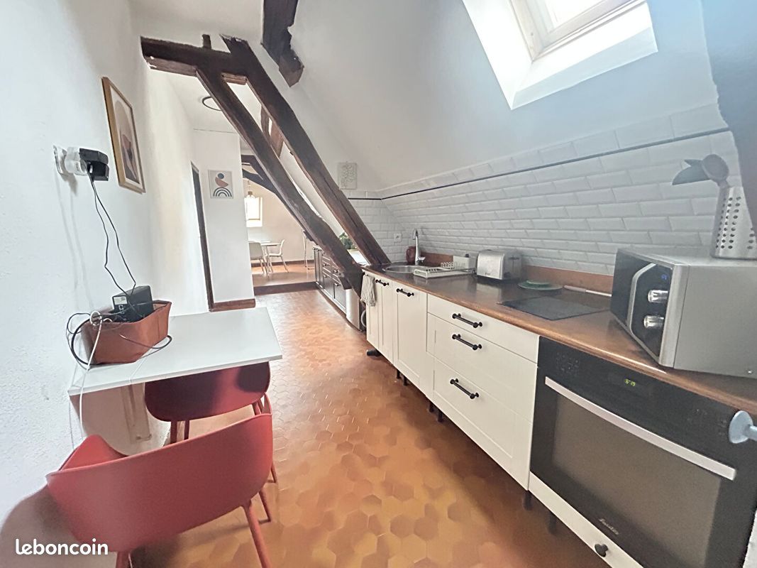 Appartement 2 pièces 35 m² · à Auxerre · 35 m² · 490 €