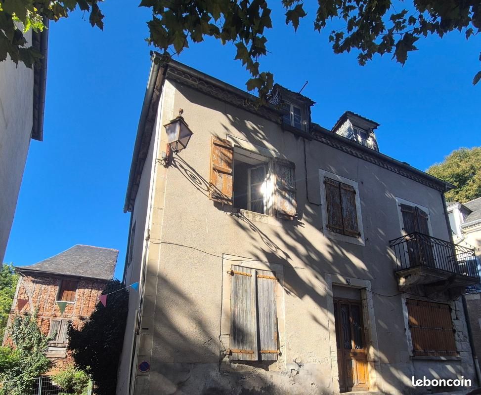 Maison 4 pièces 93 m² · à Terrasson-Lavilledieu · 93 m² · 60 000 €
