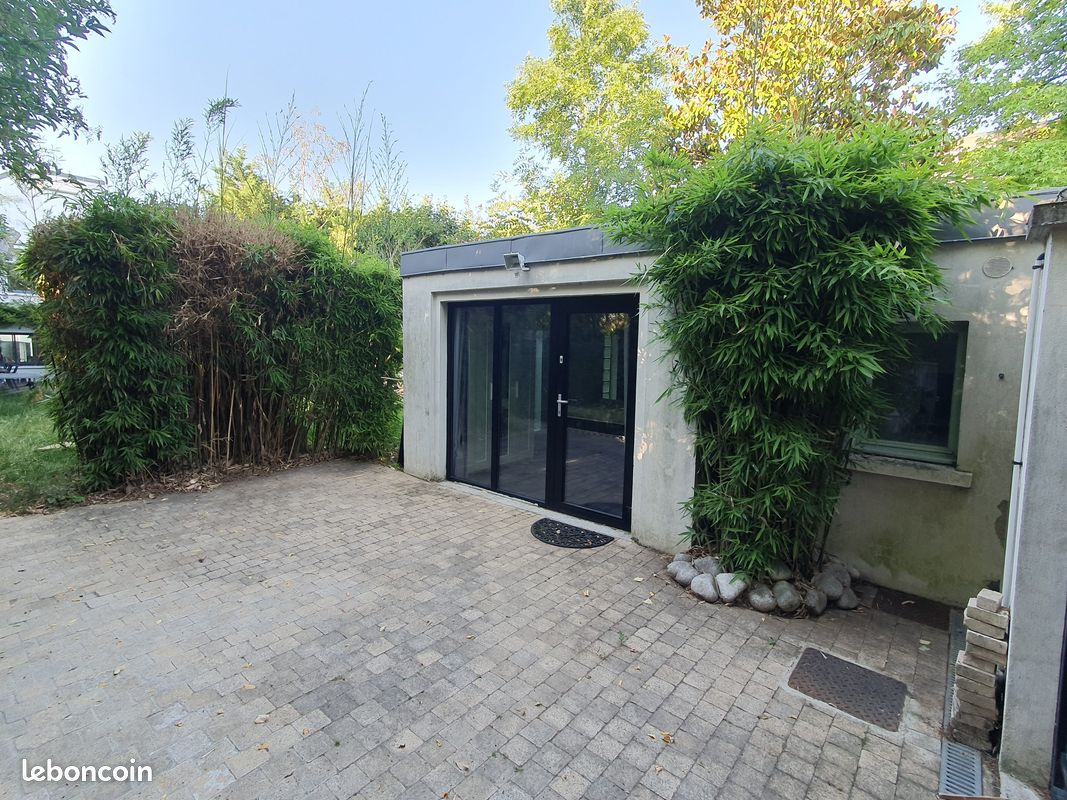 Appartement 1 pièce 25 m² · à Saint-Cloud · 25 m² · 960 €