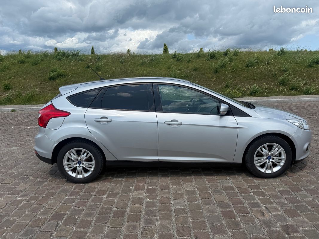 Ford focus 1.6 tdci 95cv pack titanium anne 2013 (image 1)