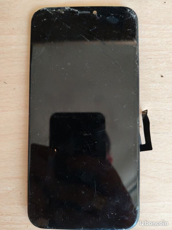 Écran iPhone pour pieces (image 1)