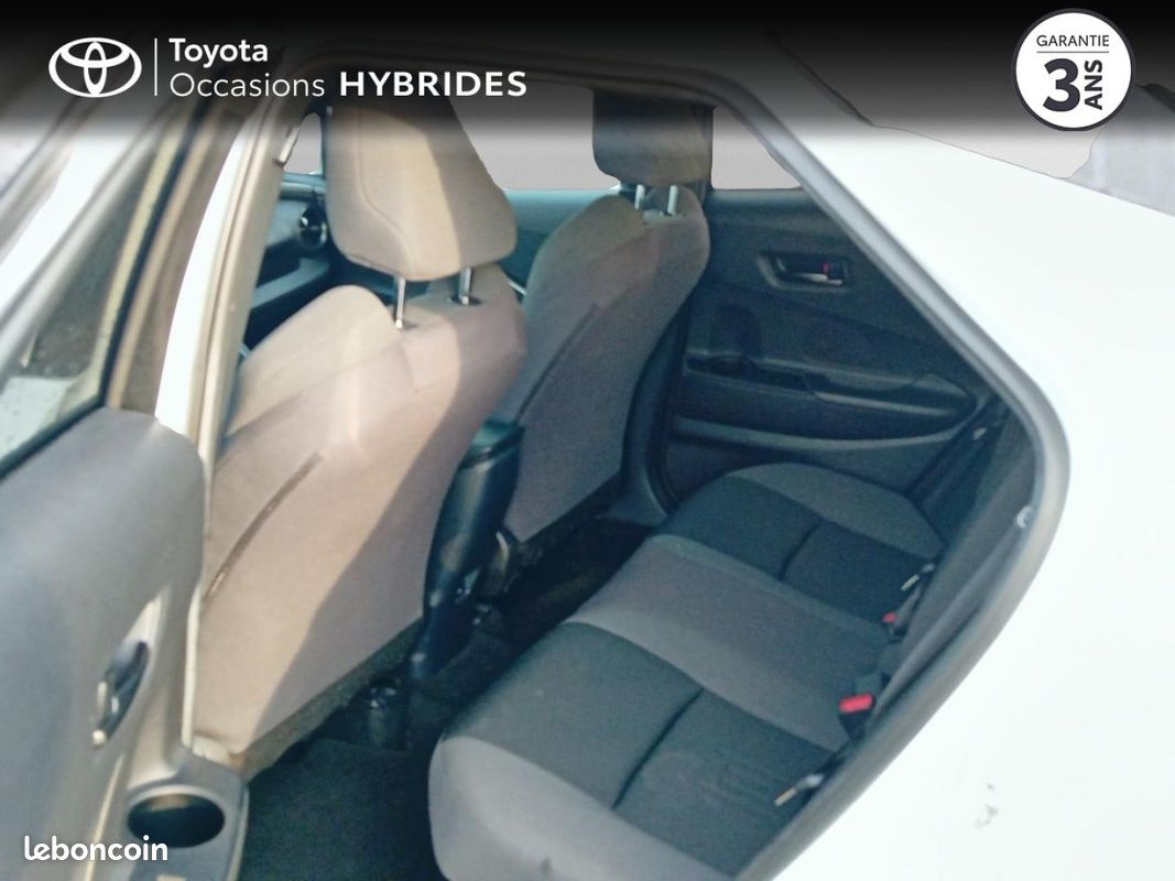 Toyota C-HR 1.8 Hybride 140ch Design MY25 (image 12)