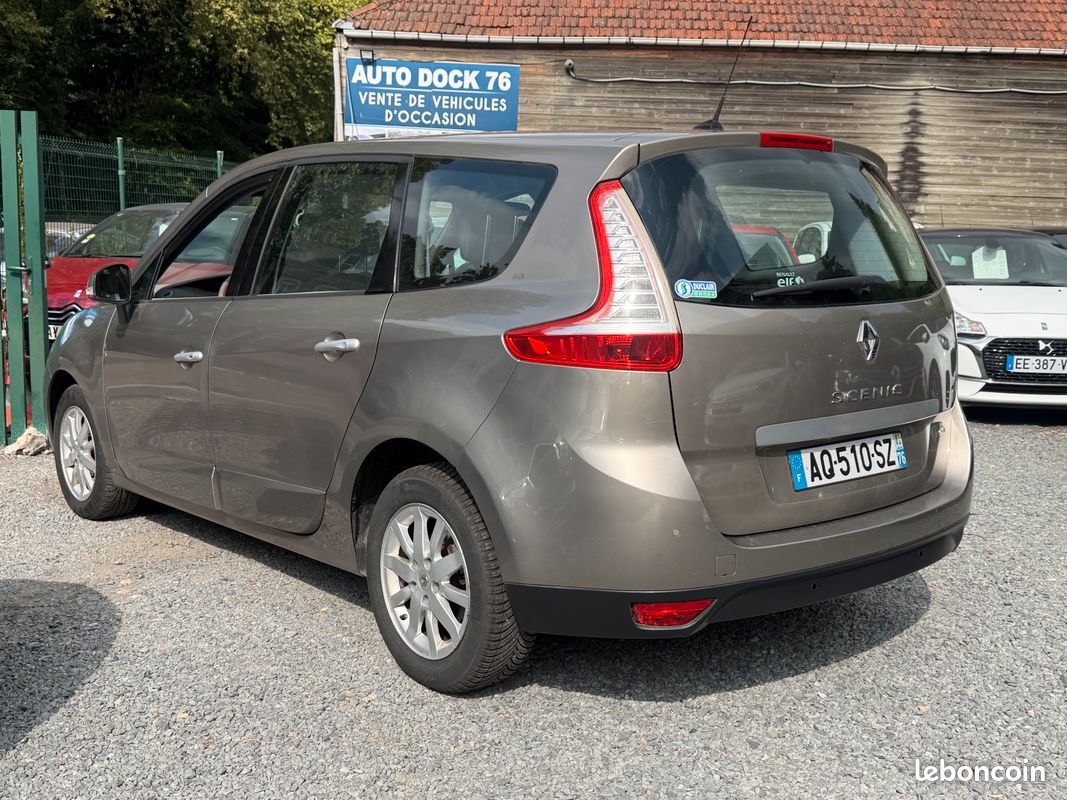 RENAULT GRANDSCENIC III JADE 5 PLACES 1.9 DCi 130 cv AUTO DOCK 76 (image 3)