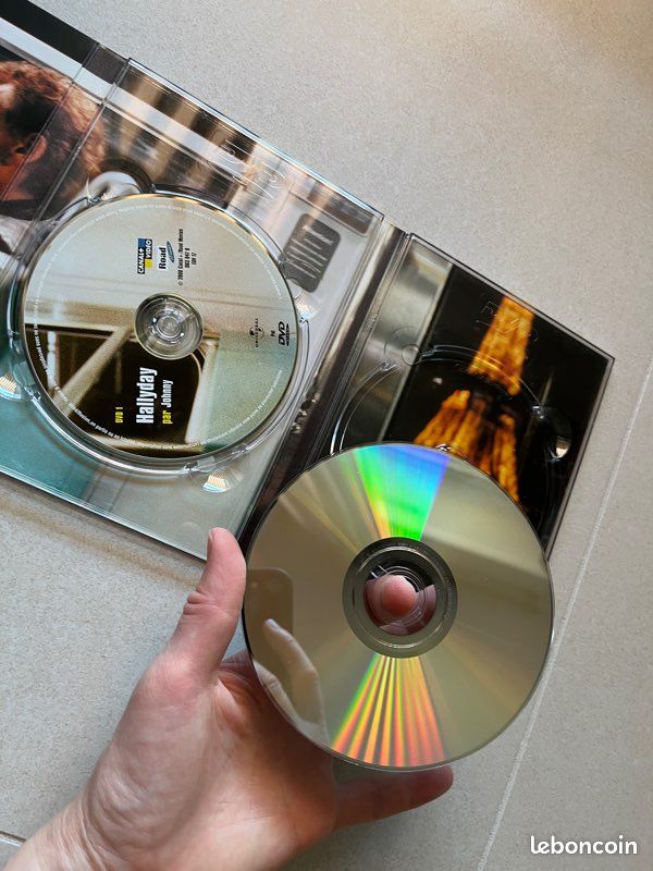 Coffret 2 DVD Johnny Hallyday : Hallyday par Johnny (image 7)