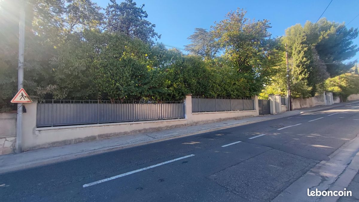 Maison 5 pièces 150 m² · à Marseille · 150 m² · 2 065 €/mois
