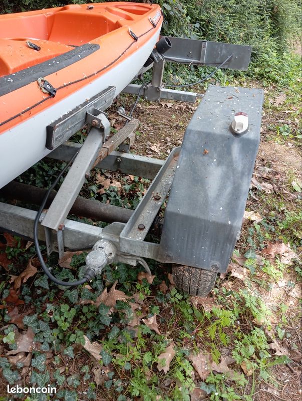 BORDSTRACT Butée D'Arc En V Caoutchouc Pour Remorque Bateau - Support Kayak Ski Pêche 0.53 Pouce