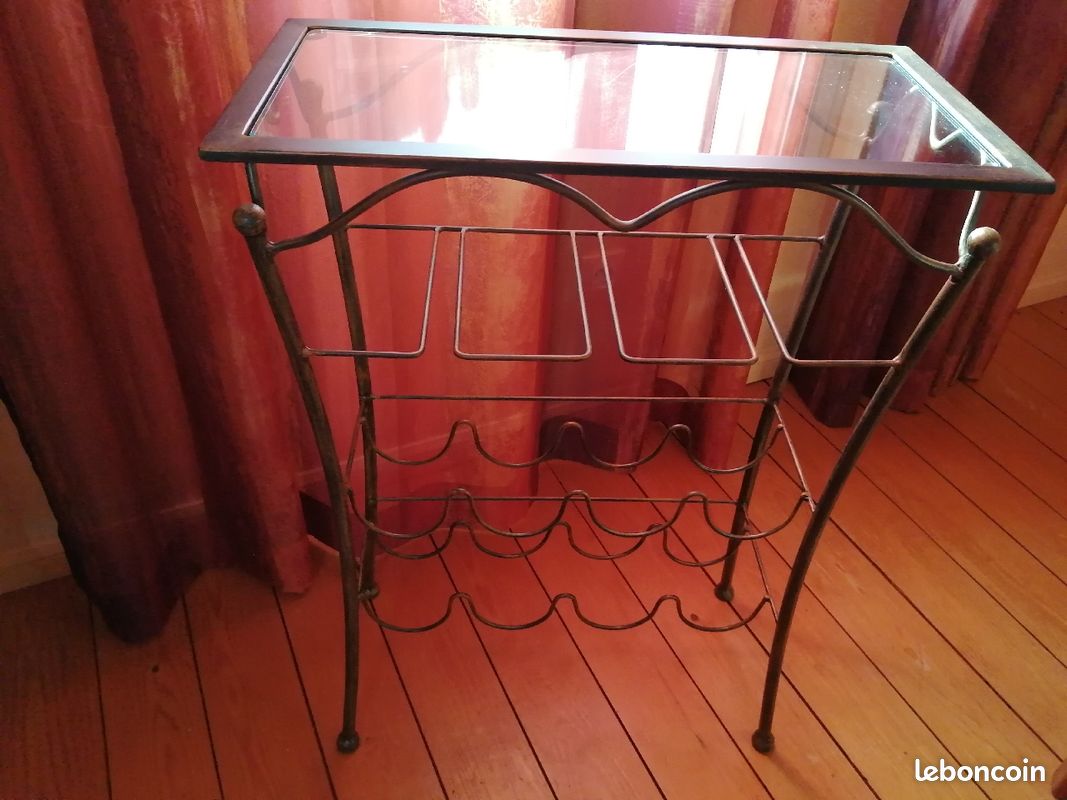 Desserte porte bouteilles (8) et verres en métal cuivré (image 1)