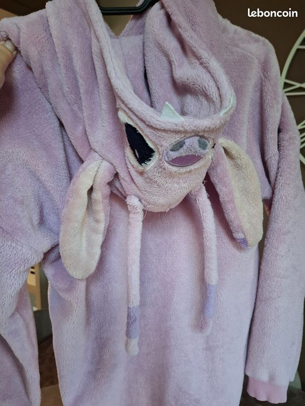 Surpyjama stitch Vêtements