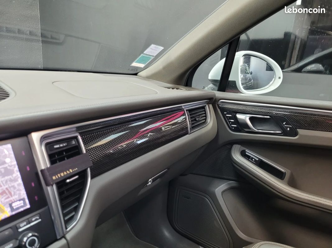 PORSCHE MACAN Diesel 3.0 V6 258 ch S PDK / SUPERBE ETAT - 2EME MAIN - ENTRETIEN PORSCHE - TOIT OUVRANT - BOSE (image 29)