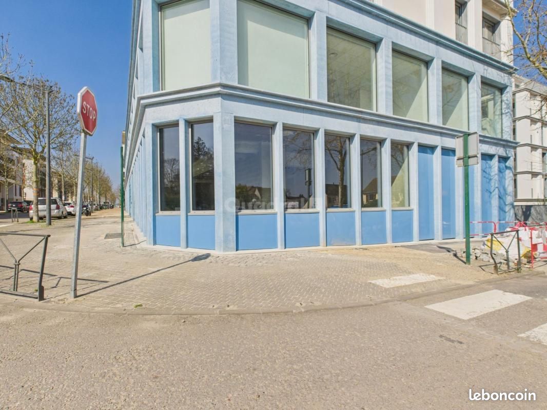 Local commercial 202 m² (image 10)