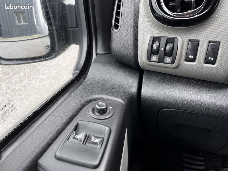 Renault TRAFIC III FG L2H1 1200 1.6 DCI 145CH ENERGY CONFORT EURO6 (image 11)