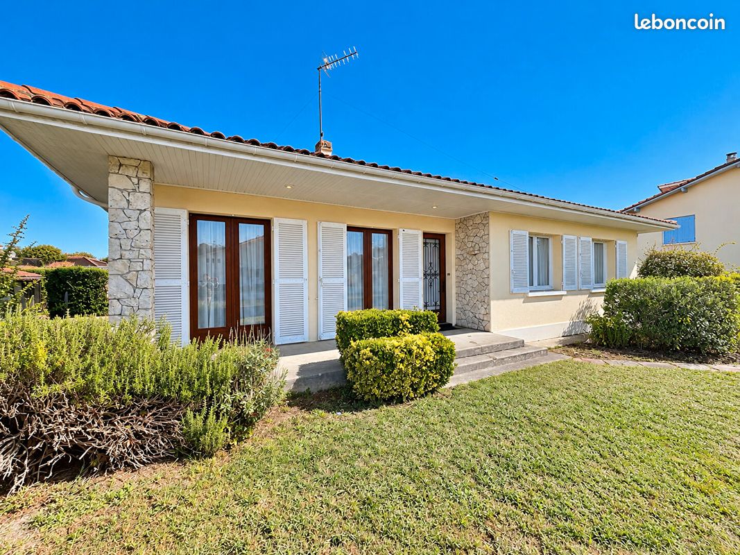 Maison 4 pièces 98 m² · à Saint-Pierre-du-Mont · 98 m² · 180 200 €