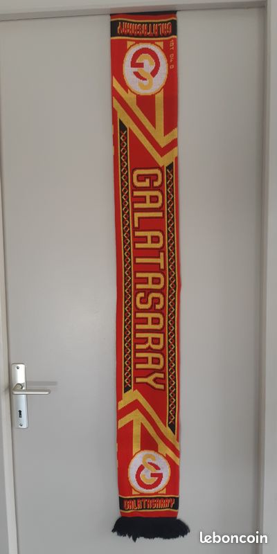 Maillots de foot vintage / rétro - The Football Market - Echarpe foot vintage Galatasaray années