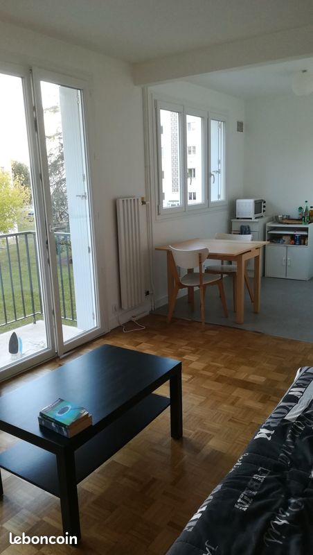 Appartement 1 pièce 26 m² · à Laval · 26 m² · 360 €/mois