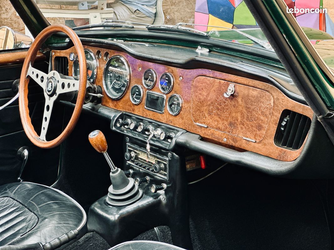 Triumph tr4a airs (image 8)