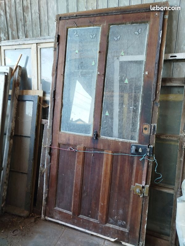 Porte ancienne pour cabane ou cabanon (image 1)