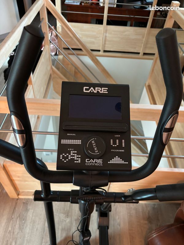 Vélo elliptique connecté (image 3)