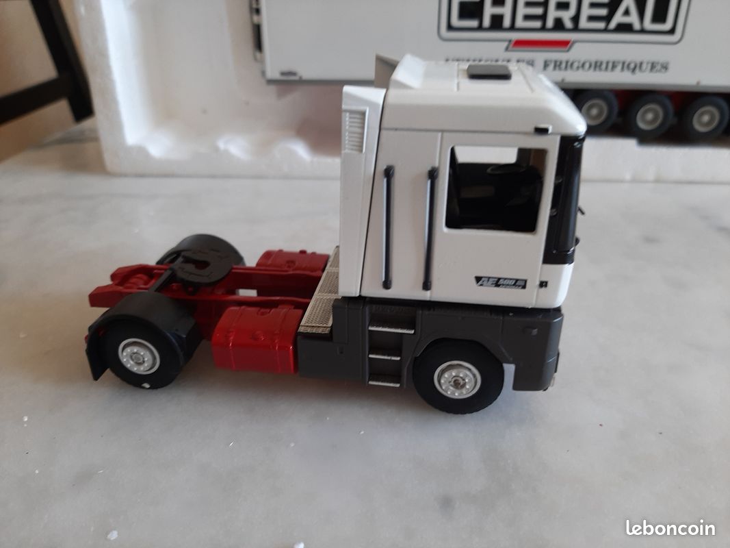 Camion ELIGOR 1/43 Renault T480 Messageries Annemassiennes - Neuf