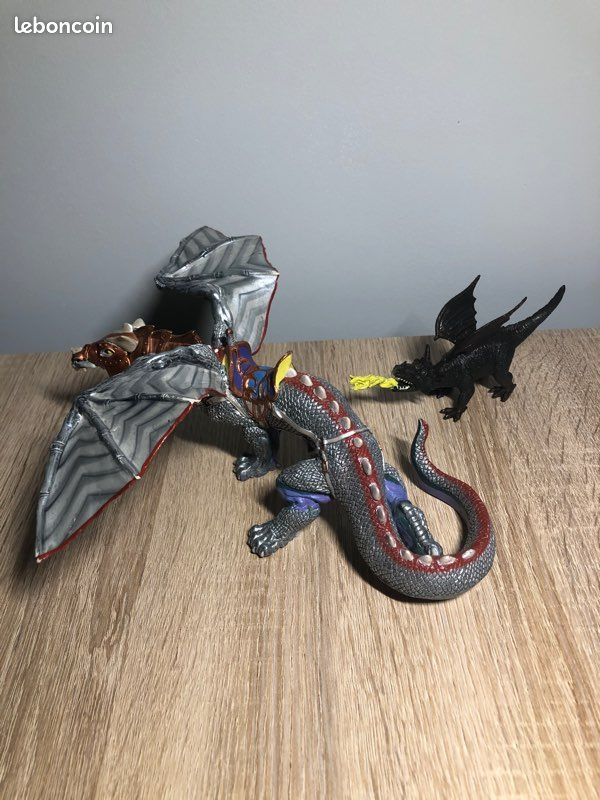 2 Figurines dragons (image 1)
